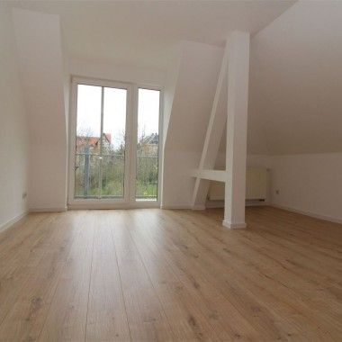 neu renovierte, gemütliche 2 Raum Wohnung mit Balkon - Photo 1
