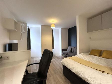 Studio to rent - Photo 2