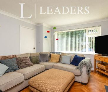 3 bedroom semi-detached house to rent - Photo 6