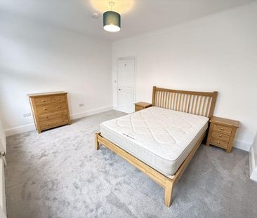 4 bedroom terraced house to rent - Photo 6