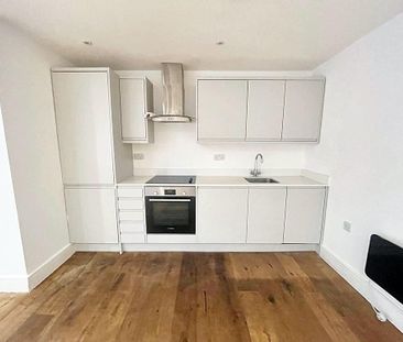 2 bedroom property to rent - Photo 2