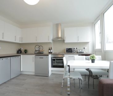 13 Corringham House (i) – Room 2 - Photo 1