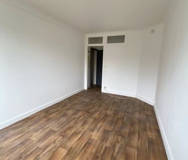 Location Appartement 3 pièces 43m² BOULOGNE SUR MER 62200 - Photo 3