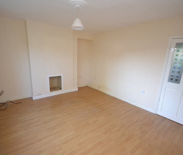 2 bed Mid Terraced House for Rent - Photo 4