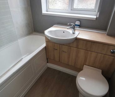 Price £1,050 pcm - Available 01/07/2026 - Unfurnished - Photo 2