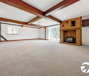 3 bedroom detached house to rent - Photo 3