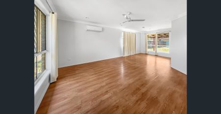 4-bedroom Family Home in Sought After Royal Sands - Photo 2