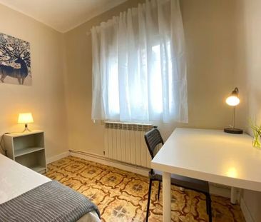 Calle de Sierra Carbonera, Madrid, Community of Madrid 28053 - Photo 1