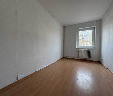 Großzügige Wohnung in Spandau sucht eine Familie mit WBS100! - Photo 1