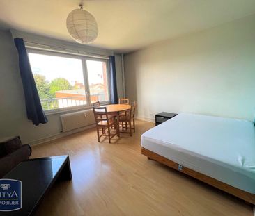 Location Appartement 1 pièce 31m² LILLE 59000 - Photo 2