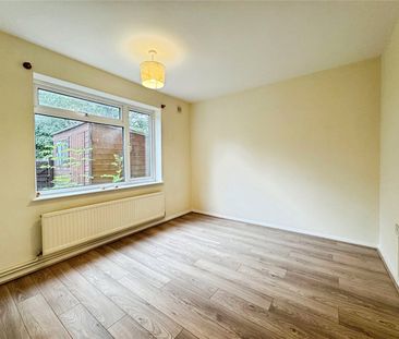 Whitley Wood Road, Reading, Berkshire, RG2 - Photo 3