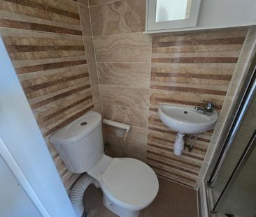 Studio Flat, Clarence Road, CR0 - Photo 4