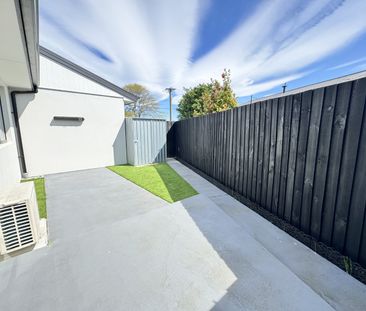 Unit 2, 58 Geraldine Street, Edgeware, Christchurch - Photo 3