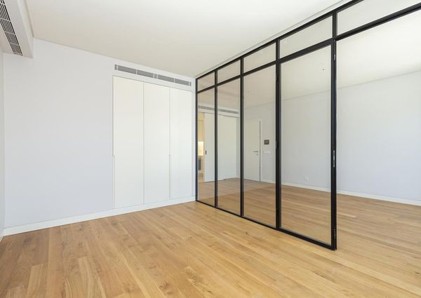 1 Bedroom Apartment with a view, Largo do Rato, Lisboa