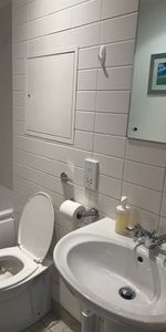 2 Bed Flat, Cranbrook House, NG1 - Photo 4