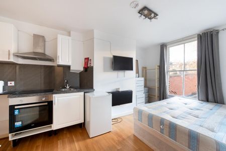 Studio to rent - Photo 3