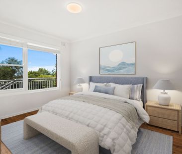 Peaceful living in leafy Mount Keira - Photo 3