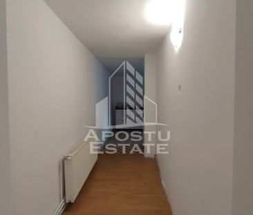 Apartament nemobilat, 3 camere, curte comuna, Zona Mehala Timisoara - Fotografie 5