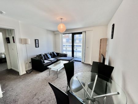 16 Castlebank Place - Photo 2