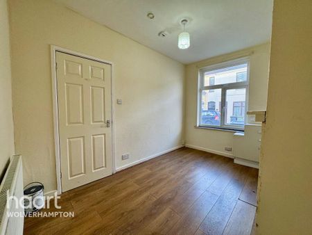 3 bedroom terraced house to rent - Photo 3