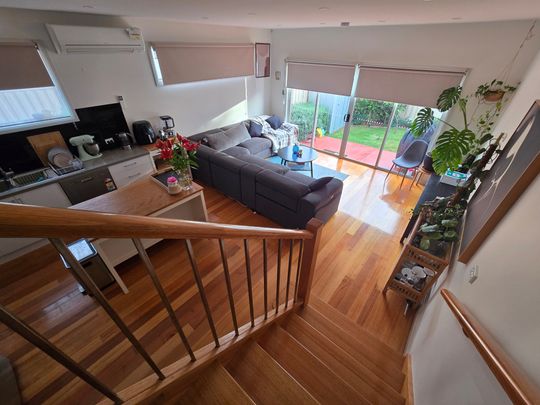 Oakleigh East - Photo 1