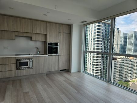 For Lease - 39 Roehampton Avenue Unit# 1703, Toronto, Ontario - Photo 3
