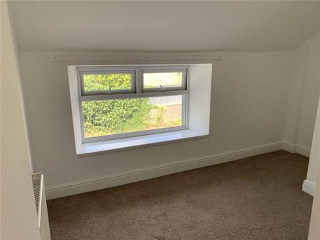 2 bedroom end of terrace house to rent - Photo 5