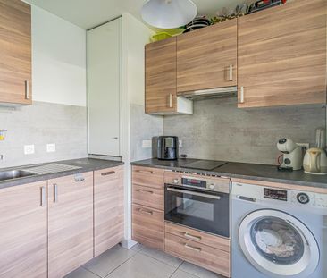 Location Appartement 2 pièces 45m² BORDEAUX 33100 - Photo 3