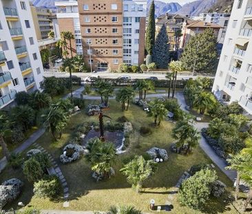 Luminoso 4.5 locali immerso nel verde - Foto 5