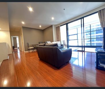 Furnished & Equipped Luxury 2 Bedroom with great city View - Photo 1