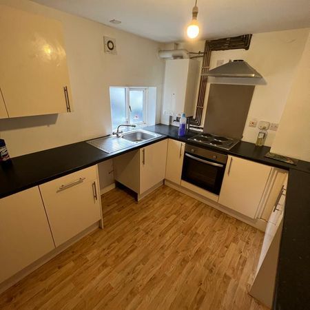 1 bedroom flat to rent - Photo 3