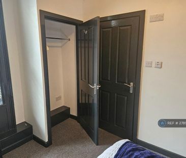 1 bedroom in a house share to rent - Photo 5