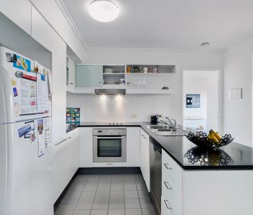 2Bedrooms, 2Bathrooms - Photo 3