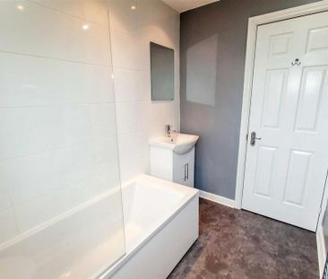 2 bedroom terraced house to rent - Photo 6