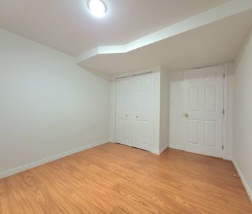 For Lease - 24 Blazing Star Drive Unit# basement, Brampton, Ontario - Photo 6