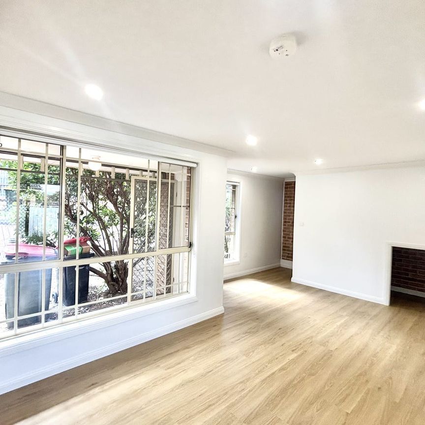 Newly Renovated Town House - Photo 1