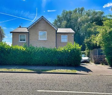 4 Bedroom House - Detached To Let - Photo 2