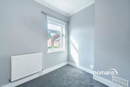 3 bedroom terraced house to rent - Photo 3