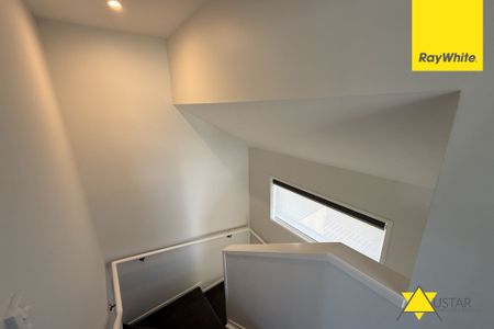 New Duplex House in Te Atatu South! - Photo 4