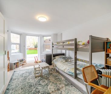 2 bedroom flat to rent - Photo 6