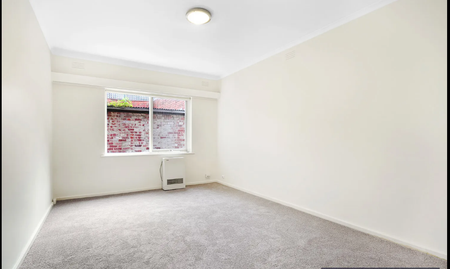 5 / 26 Byrne Avenue, Elwood - Photo 3