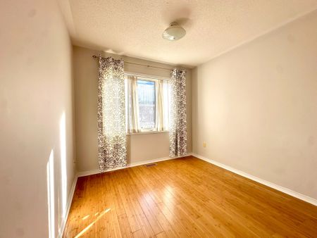 For Lease - 18 Clark Avenue Unit# 109, Vaughan, Ontario - Photo 5