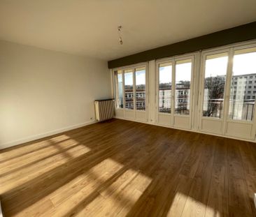 Location Appartement 1 pièce 32m² - Photo 2