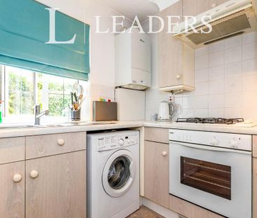 1 bedroom flat to rent - Photo 4