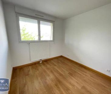 Appartement à louer 4 pièces 82.34m² - Photo 2