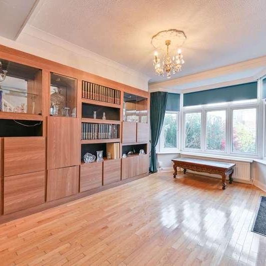 Woodland Rise, Perivale, UB6 - Photo 1