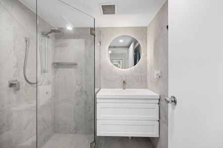 Contemporary Elegance in a Prime City Locale - Photo 2