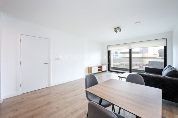 Legacy Tower, 88 Great Eastern Road, E15 1DE - Photo 1