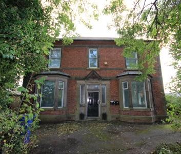 Shobnall Road, Staffordshire, Burton upon Trent, DE14 - Photo 2