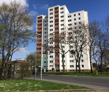 WBS erforderlich - Tolle Familienwohnung mit Balkon - Photo 1